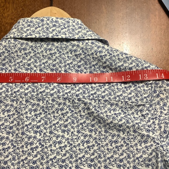 Tradlands Bicycle print SS shirt. Size XS. Made in USA. - Picture 8 of 9